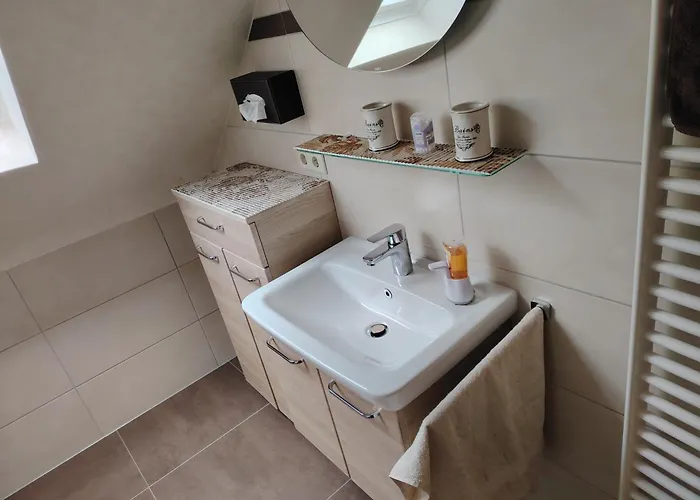 Brini's Im Gruenen * Lage (Lippe)